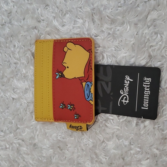 NWT Loungefly Winnie the Pooh cardholder - Picture 1 of 6